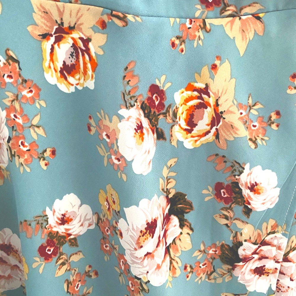 FLORAL DRESS - Picture 3 of 4
